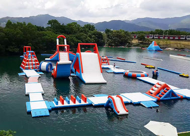 Spersonalizowany bezpieczny park wodny na wodzie w halach Pojemność sportowa 145 osób